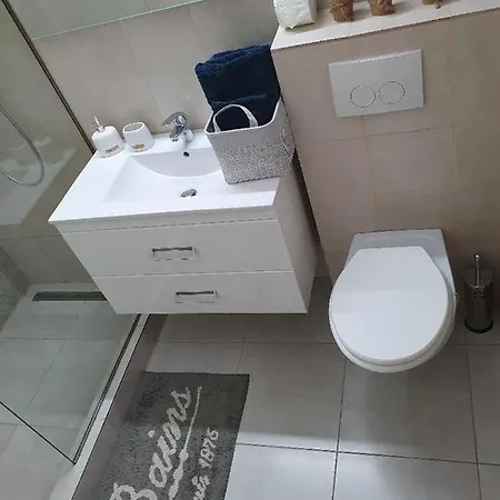 Beach Apartament דירה